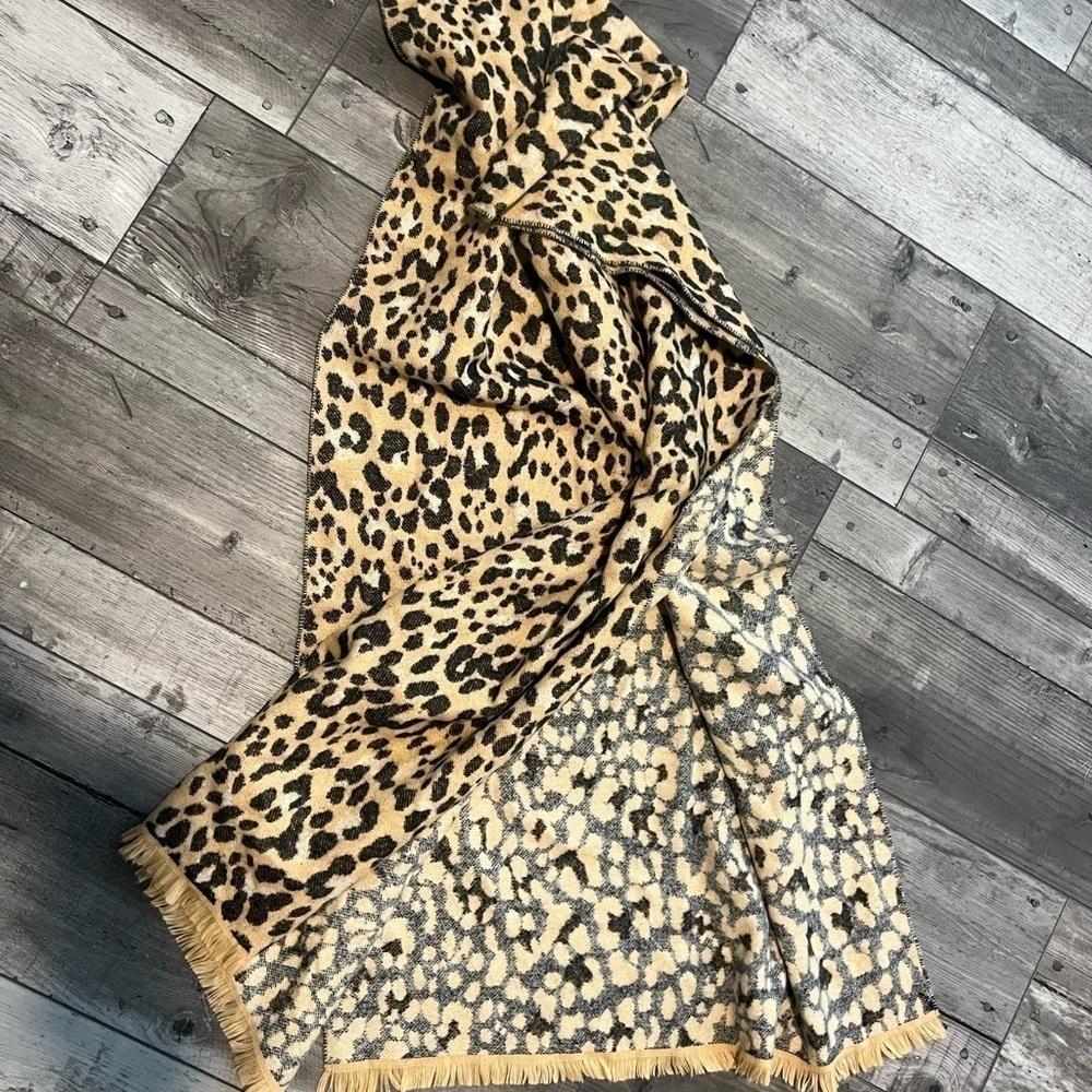 Leopard Print Knit Frayed Hem Chunky Large Animal Print Scarf